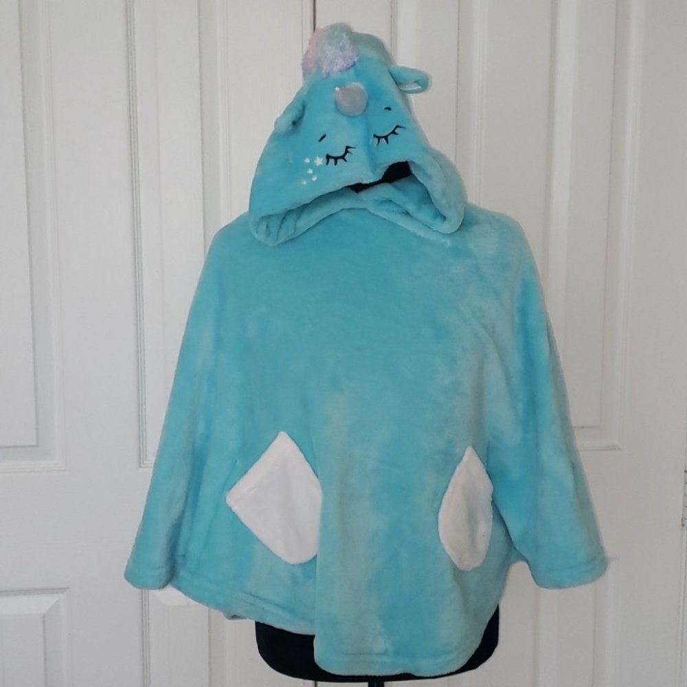 Girls unicorn hooded blanket